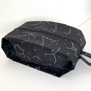 BAGGU • Large 3D Zip Pouch in Black Constellation